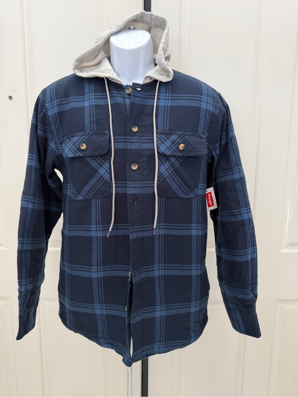 Wrangler Navy and Blue Plaid Button up Hooded Shacket Sz S